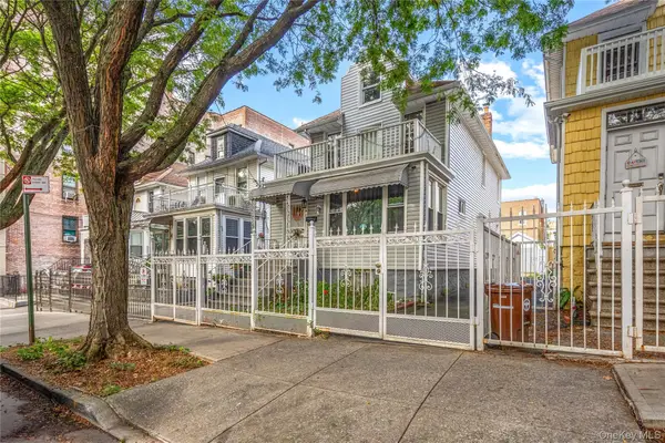 667 E 230th Street, Bronx, NY 10466