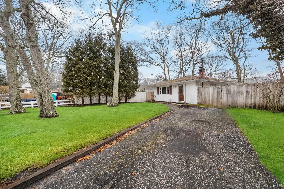 25 Woodcut Drive, Mastic Beach, NY 11951 - #1