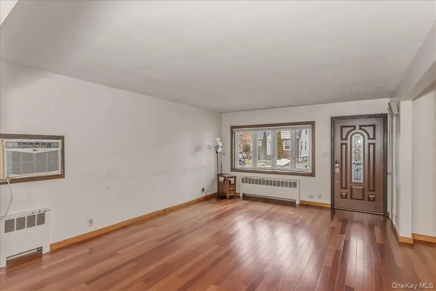 505 N 1st Street, New Hyde Park, NY 11040 - #3