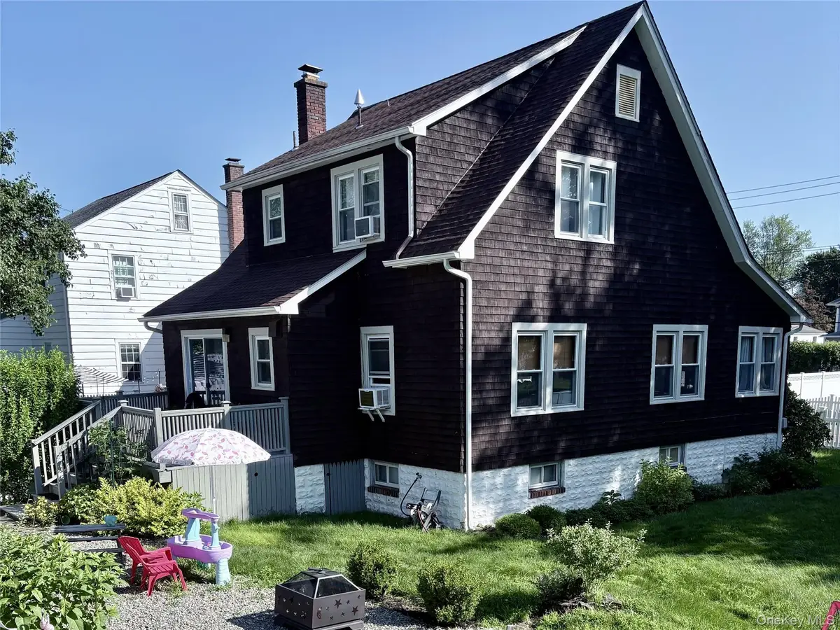 8 Harper Avenue, Montrose, NY 10548 - #1