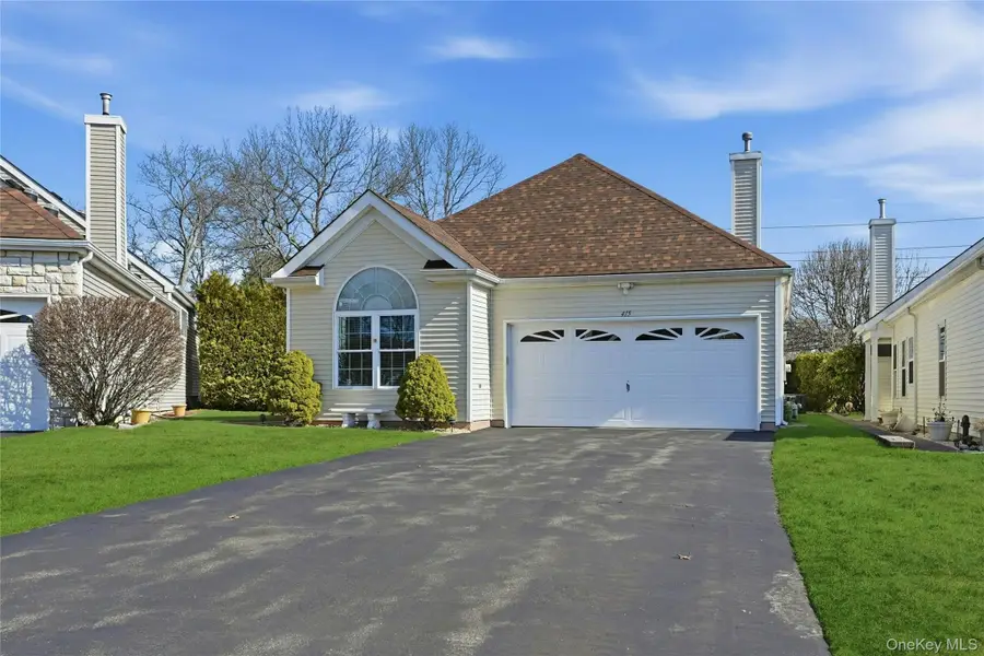 415 Leisure Drive #415, Ridge, NY 11961 - #2