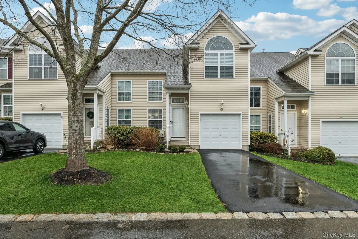 223 Kettles Lane, Medford, NY 11763 - #1