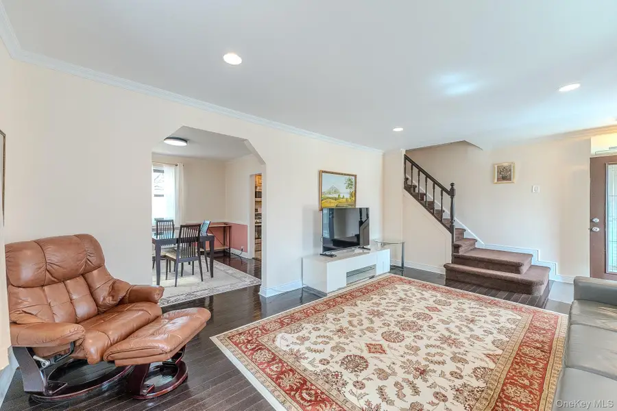 69-14 179th Street, Fresh Meadows, NY 11365 - #2