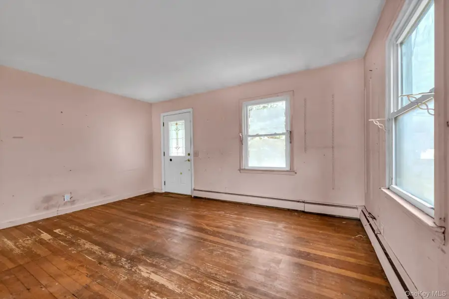 54 Garfield Place, East Northport, NY 11731 - #3