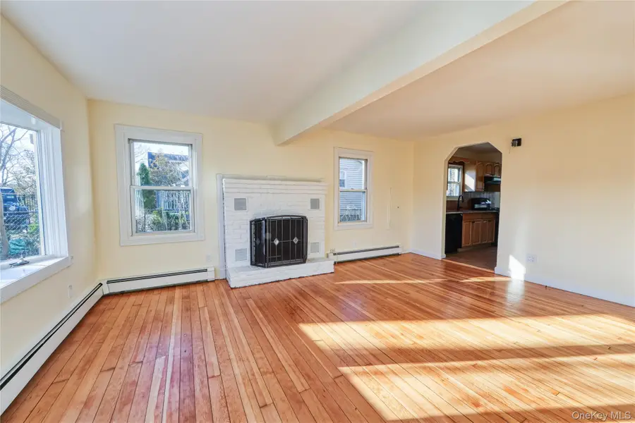 180 Lakeside Trail, Ridge, NY 11961 - #3