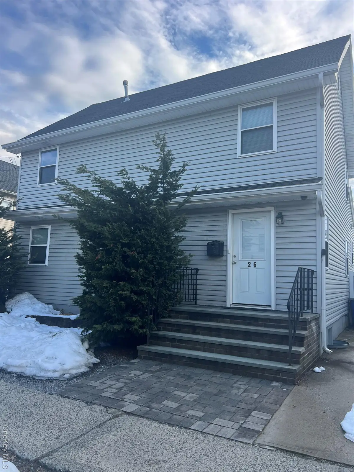 26 E Hawthorne Avenue, Valley Stream, NY 11580 - #1