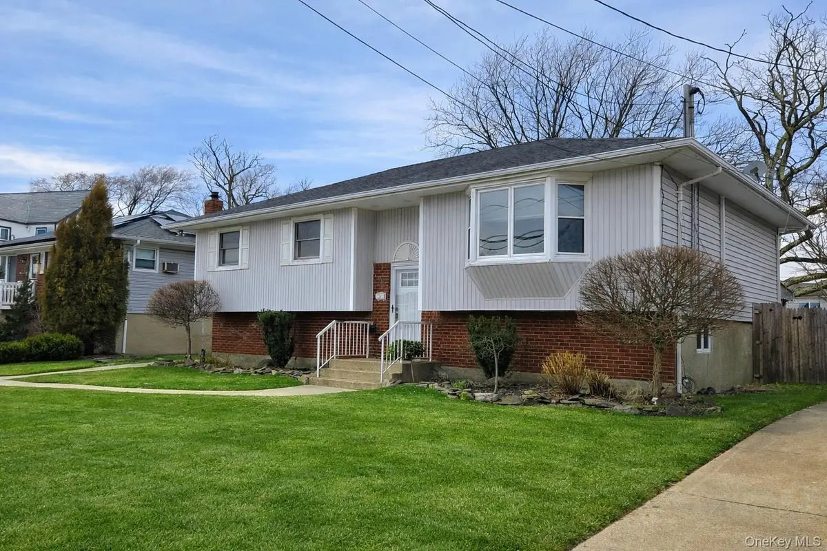 127 Baker Court, Island Park, NY 11558 - #1