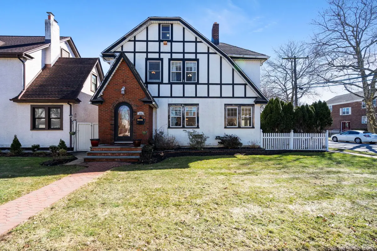 373 1st Street, Mineola, NY 11501 - #1