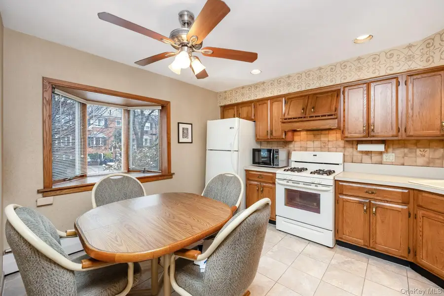 69-31 61st Road, Middle Village, NY 11379 - #2