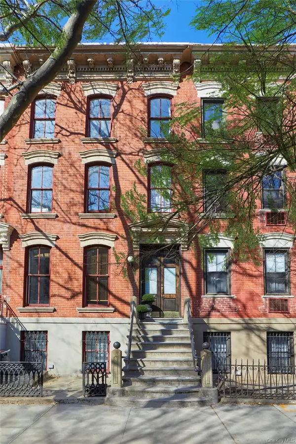 21-13 45th Avenue, Long Island City, NY 11101