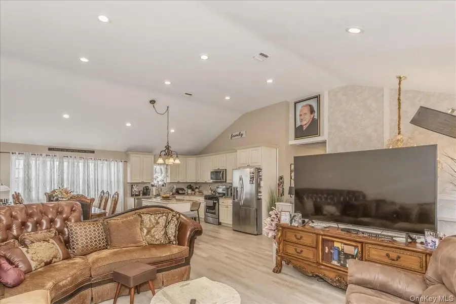 4460 Merrick Road, Massapequa, NY 11758 - #3