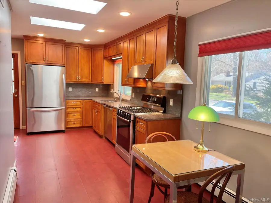 48 Old Town Lane, Huntington, NY 11743 - #3