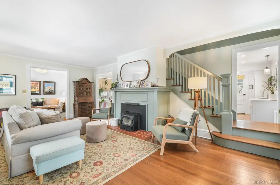 54 Lakeview Avenue, Hartsdale, NY 10530 - #3