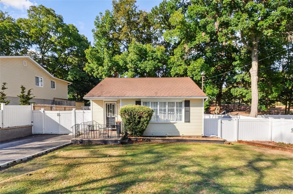 193 Maple Road, Wading River, NY 11792 - #1