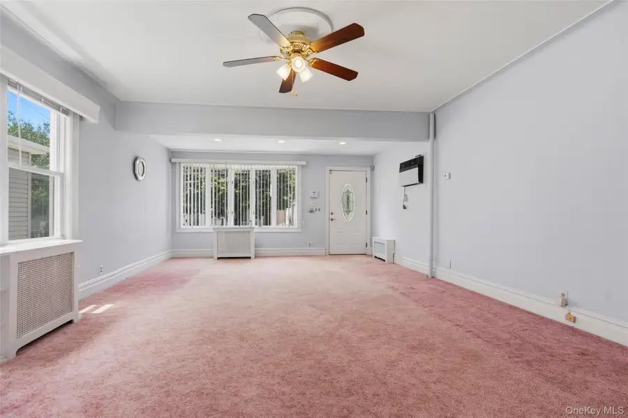 1372 Hollywood Avenue, Bronx, NY 10461 - #3