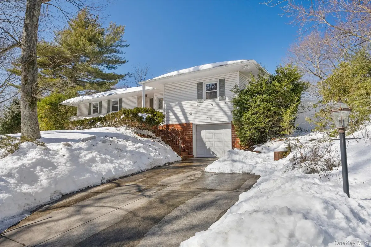 11 Old Post Road E, Port Jefferson, NY 11777 - #1