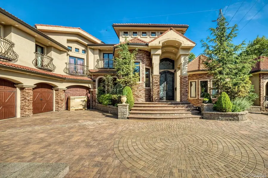 959 S End Road, Woodmere, NY 11598 - #2