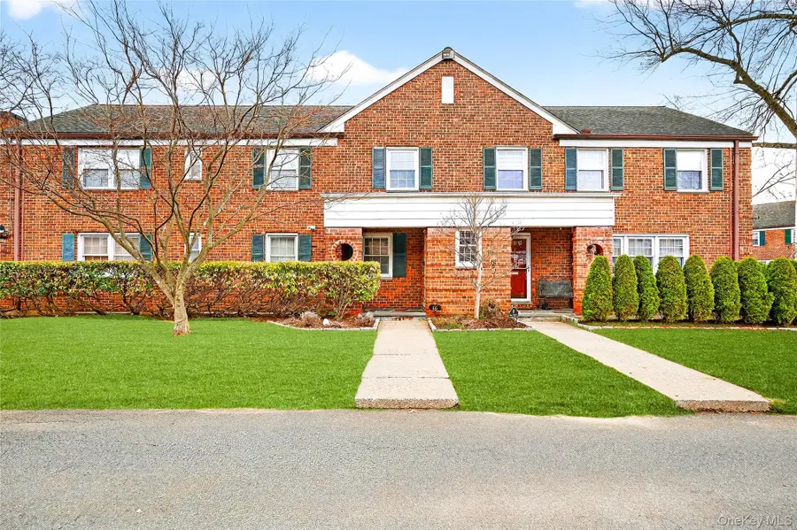 66 Robins Crescent #66, New Rochelle, NY 10801 - #2