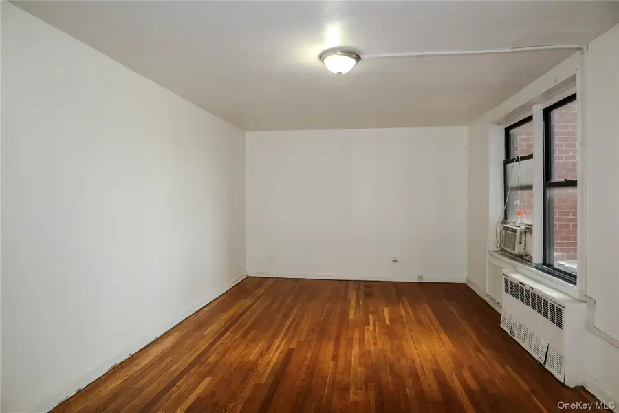 8720 175th Street #3J, Jamaica, NY 11432 - #3