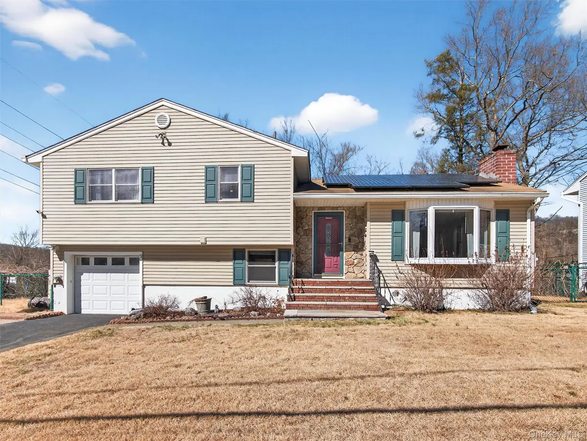 7 Greenway E, Sloatsburg, NY 10974 - #1