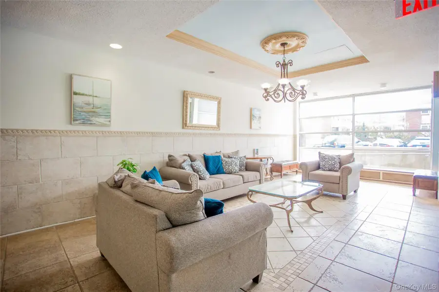 333 E Broadway #4G, Long Beach, NY 11561 - #3