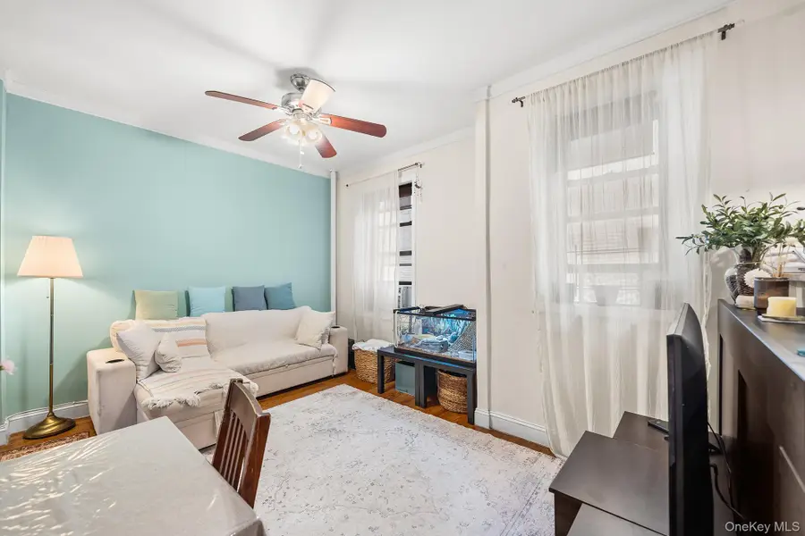 2137 33rd Street #3C, Astoria, NY 11105 - #3
