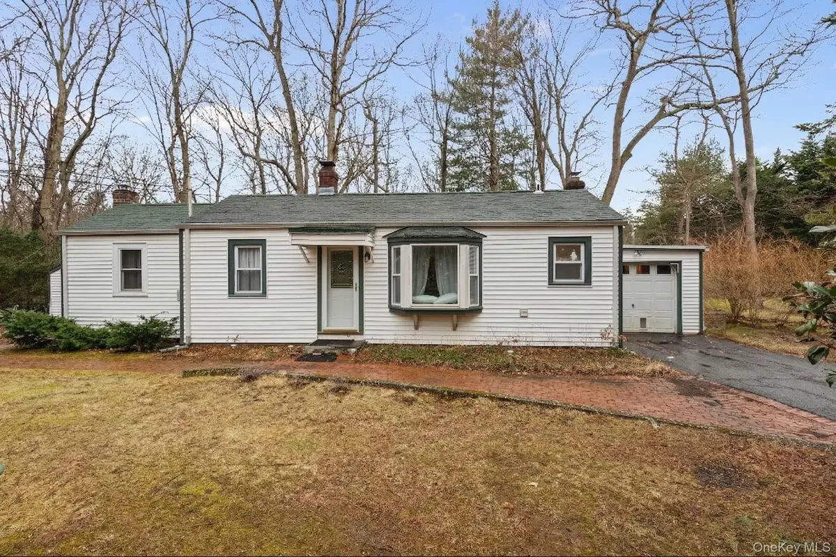 33 Oleander Drive, Northport, NY 11768 - #1