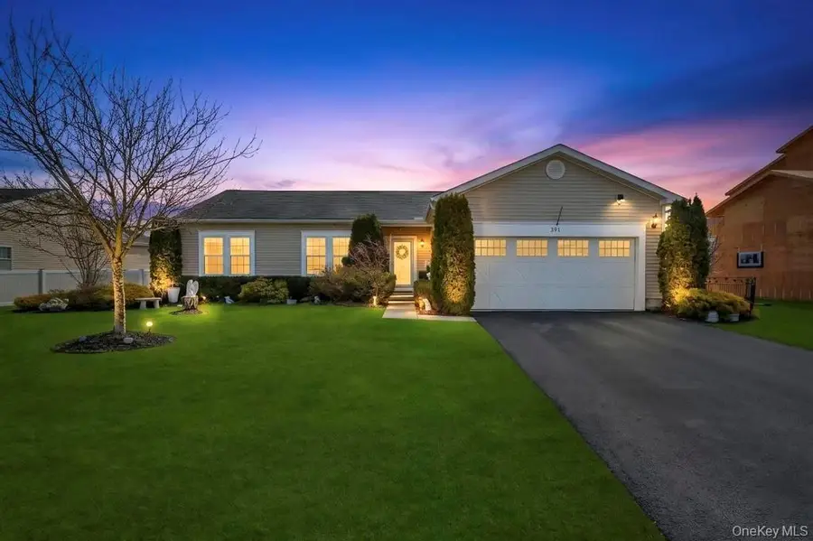 191 Flower Road, Shirley, NY 11967 - #2