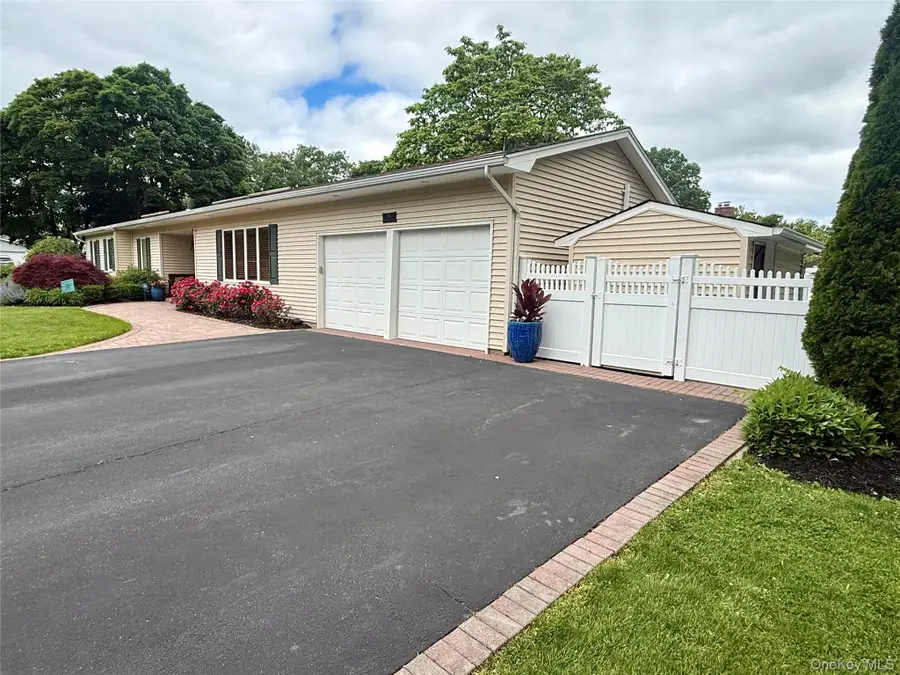 60 Thadford Street, East Northport, NY 11731 - #2