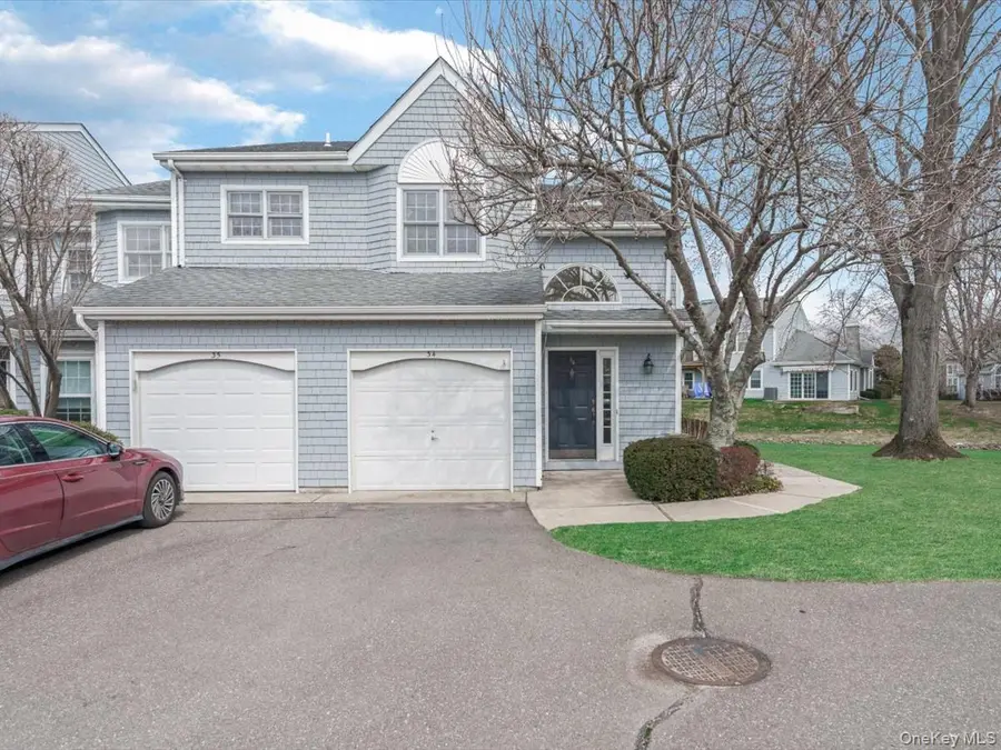 34 Lakebridge Drive S, Kings Park, NY 11754 - #3