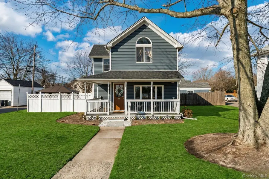 72 Waverly Avenue, Patchogue, NY 11772 - #3