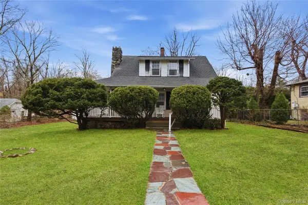 15 W Lake Boulevard, Mahopac, NY 10541