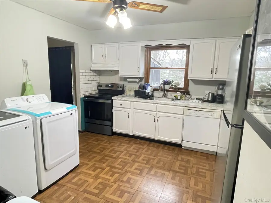 8 Albie Drive, Hyde Park, NY 12538 - #3