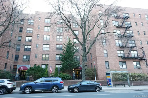 65-10 108 Street #6N, Forest Hills, NY 11375