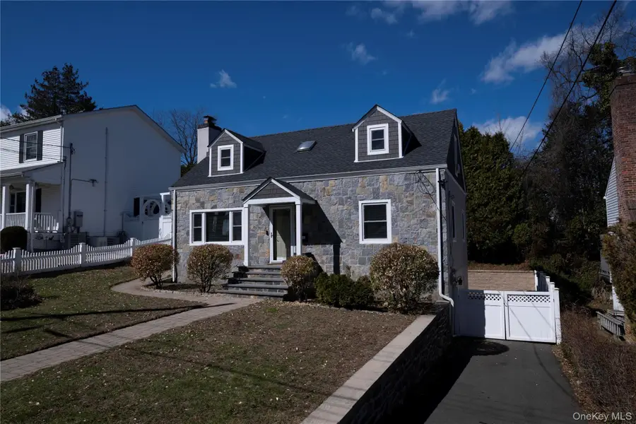 40 Wickford Road, New Rochelle, NY 10801 - #2