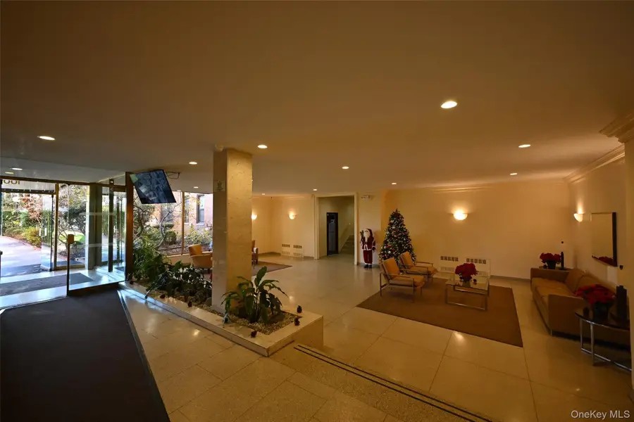 100-25 Queens Boulevard #7M, Forest Hills, NY 11375 - #2