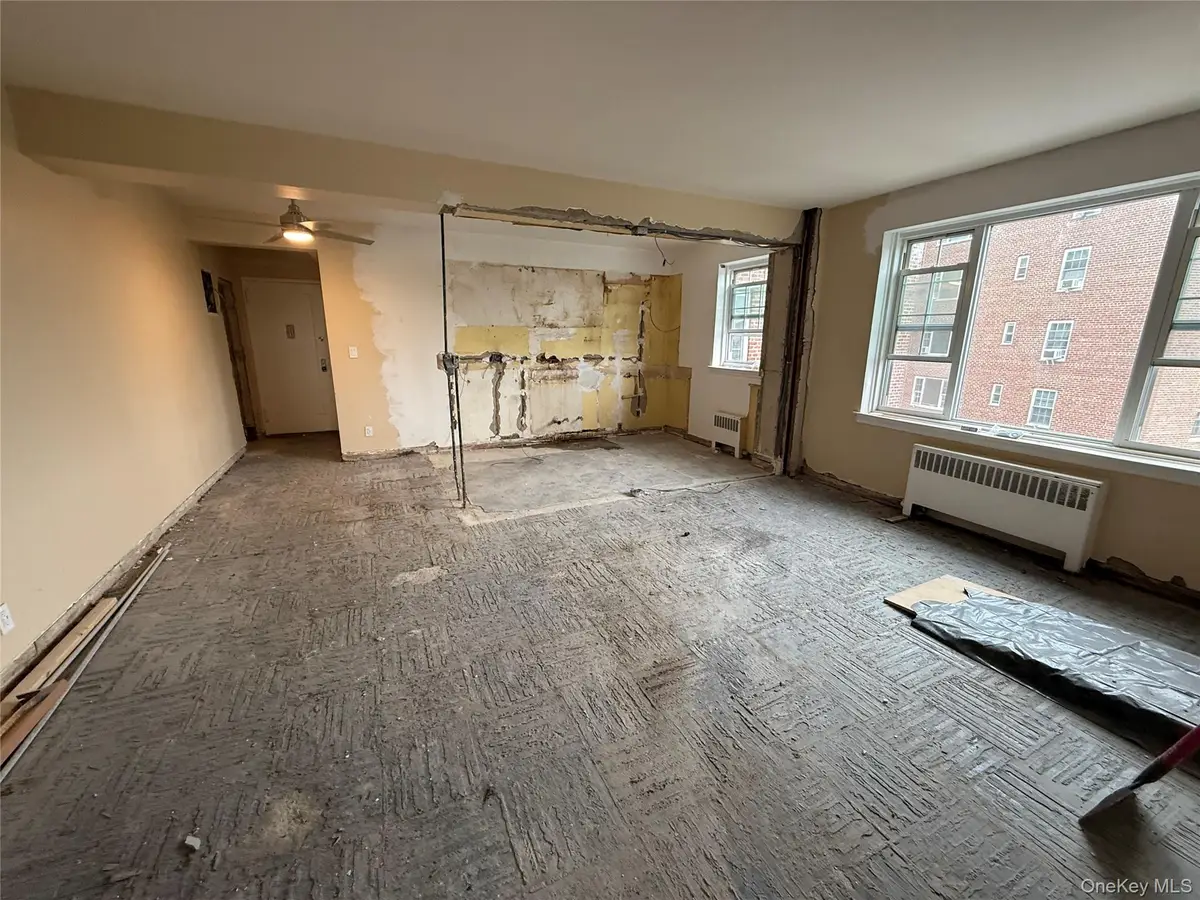 230 Pelham Road #4N, New Rochelle, NY 10805 - #1