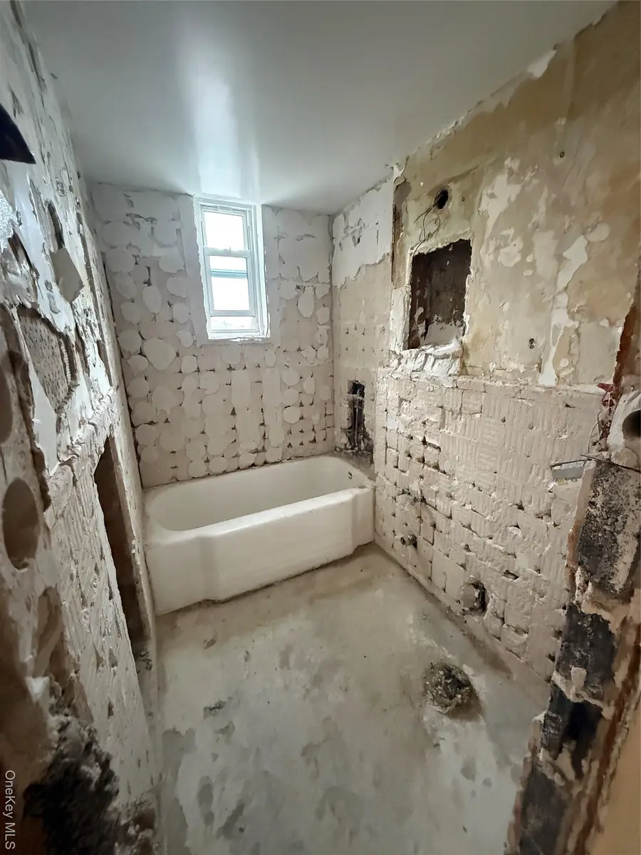 230 Pelham Road #4N, New Rochelle, NY 10805 - #2