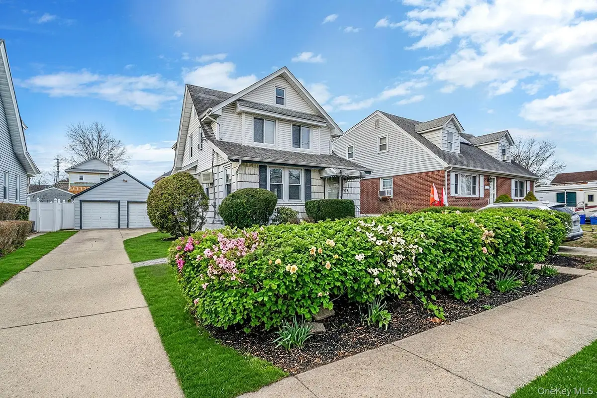 24718 137th Avenue, Rosedale, NY 11422 - #1