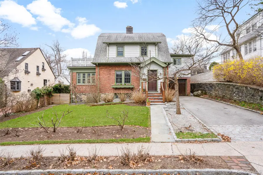 35 Wildwood Road, New Rochelle, NY 10804 - #3