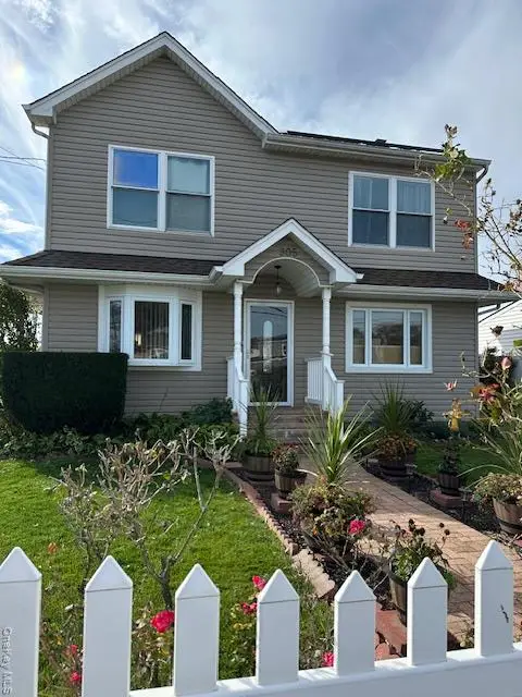 305 S Strong Avenue, Copiague, NY 11726 - #1