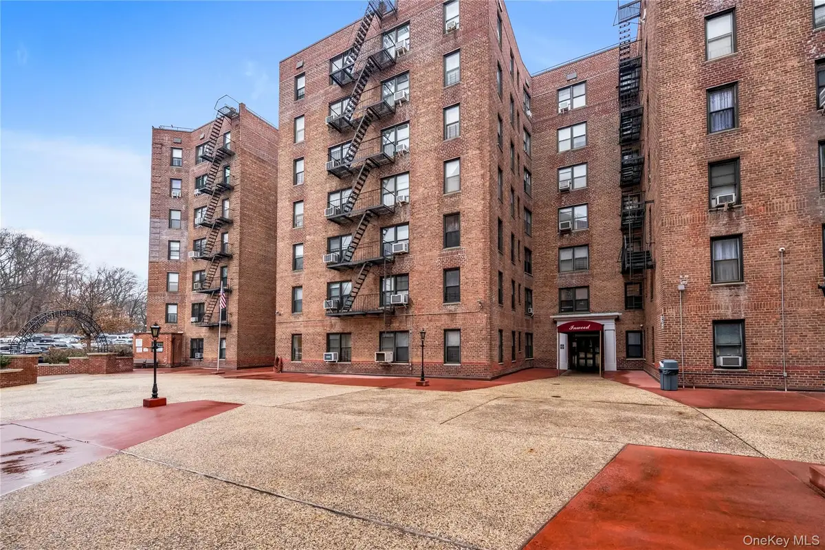 83-75 Woodhaven Boulevard #6U, Woodhaven, NY 11421 - #1