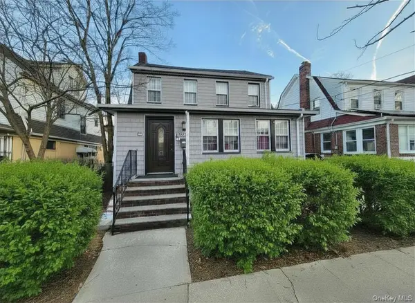 202-12 100th Avenue, Hollis, NY 11423