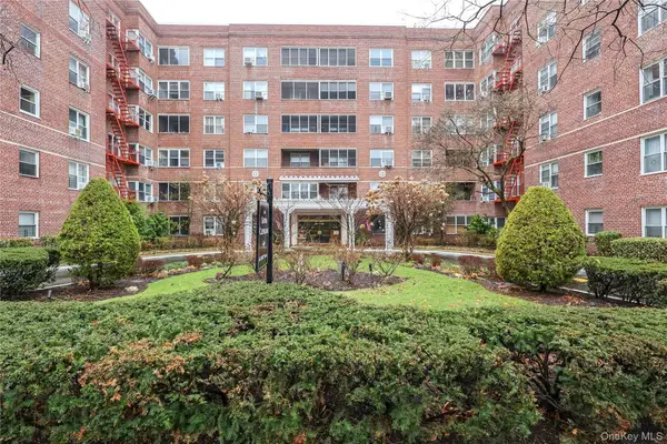67-38 108th Street #C17, Forest Hills, NY 11375