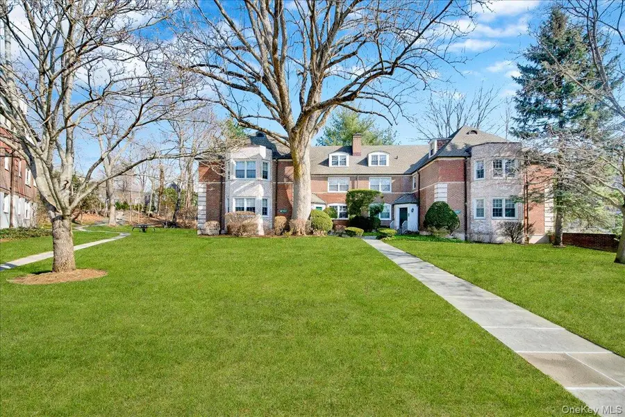 3 Sentry Place #2A, Scarsdale, NY 10583 - #3