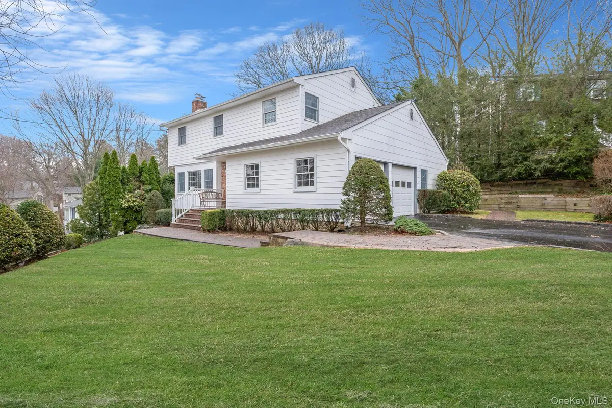 7 Spruce Court, Huntington, NY 11743 - #1