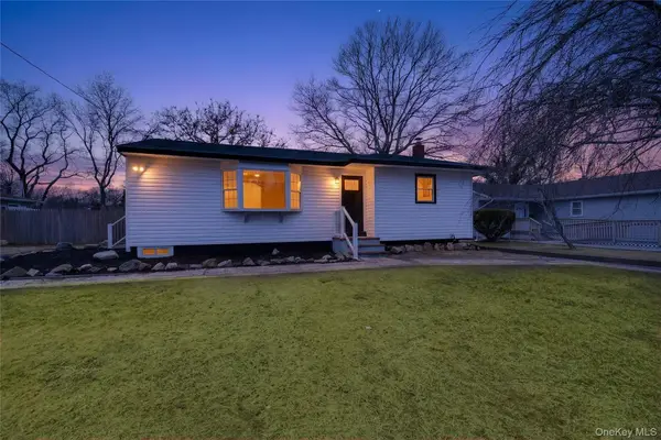 34 Propose Road, Shirley, NY 11967