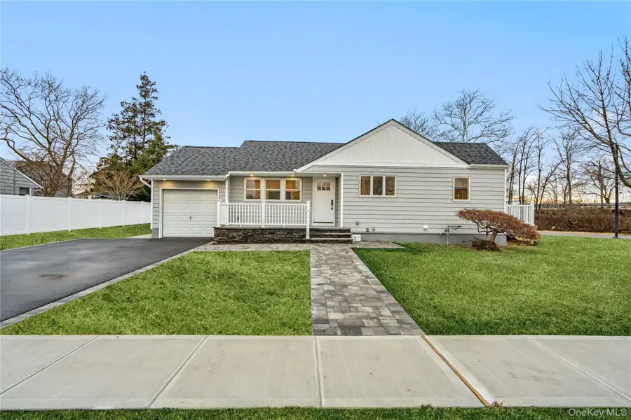 2 Mohegan Drive, Massapequa, NY 11758 - #3