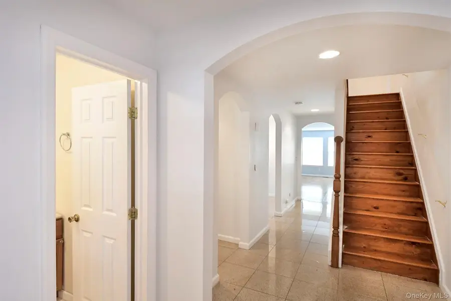 34 Dunes Lane, Port Washington, NY 11050 - #3