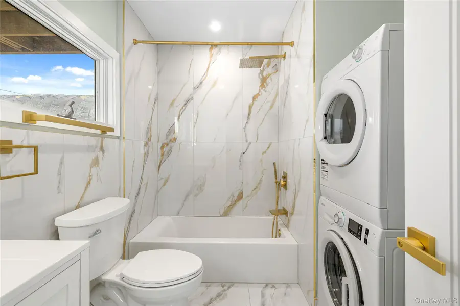 36 Kildare Road, Island Park, NY 11558 - #3